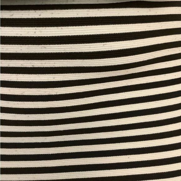 🖤 LOFT Black & White Striped Mini Pencil Skirt – Size Small - Picture 12 of 12